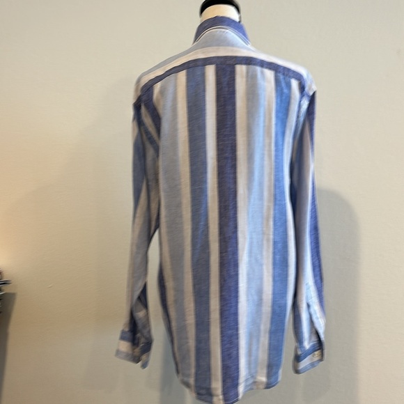 Men’s Linen Button Down Shirt - Picture 3 of 4